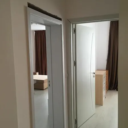 In Orhidea * سفيتي فلاس