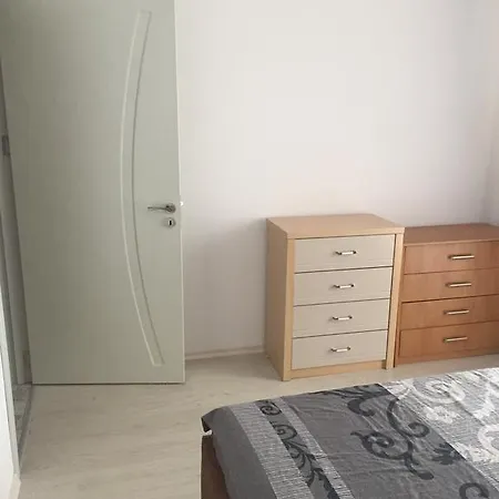 In Orhidea سفيتي فلاس